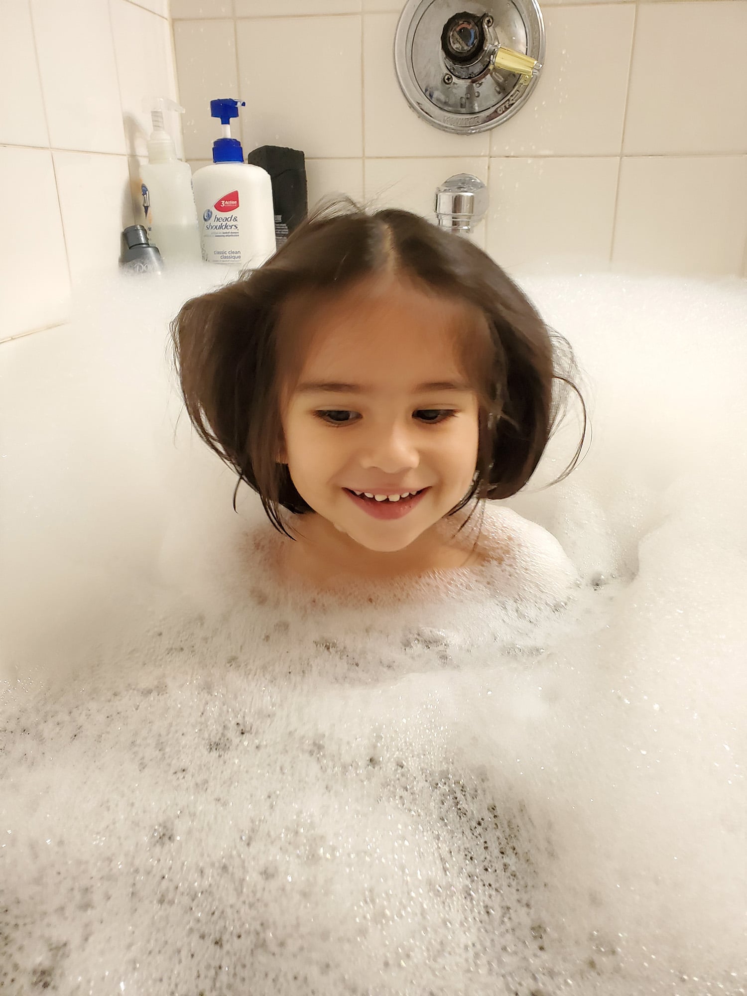 Abigail bubble bath